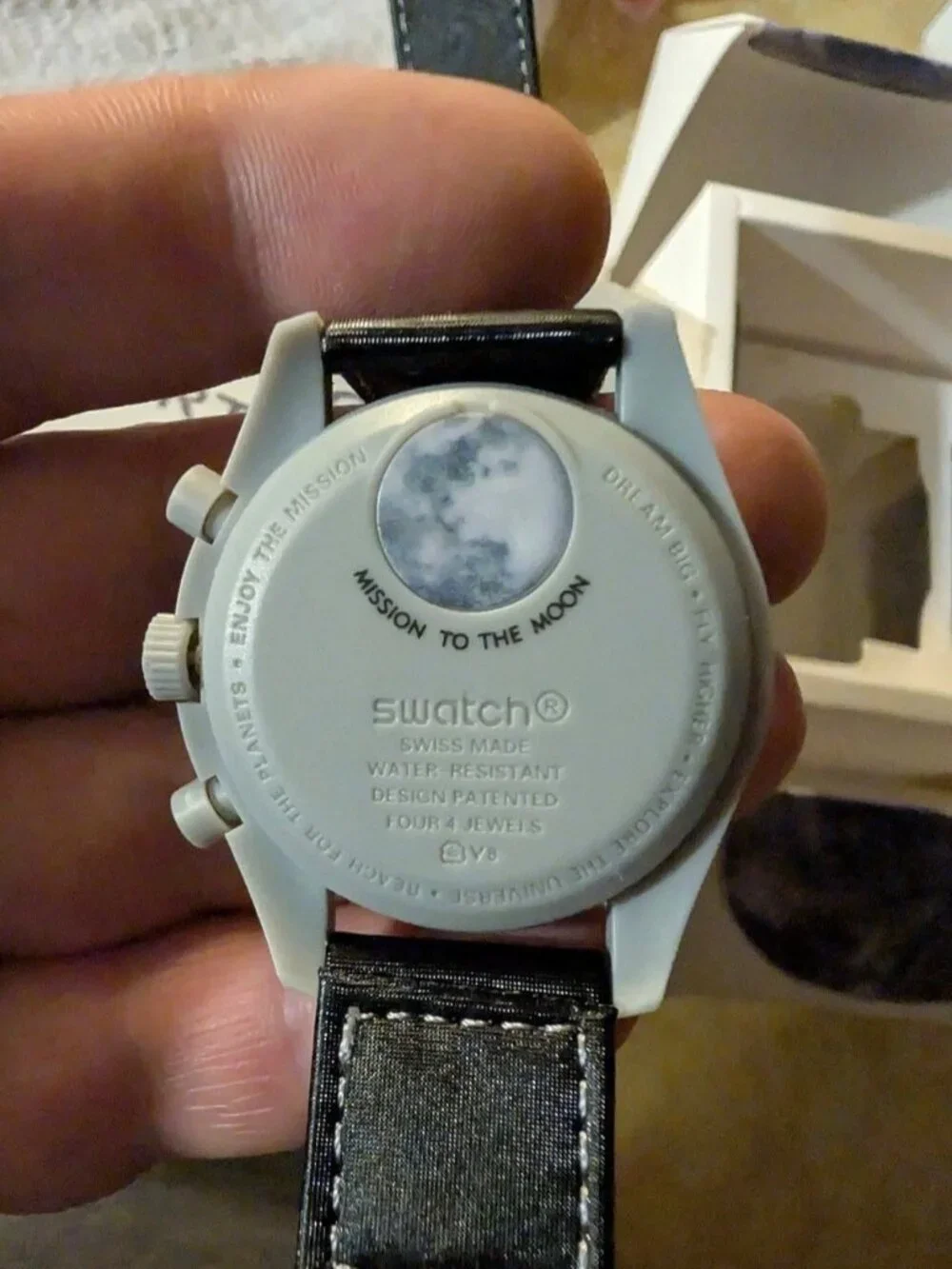 Swatch Omega MoonSwatch Mission to Earthphase New